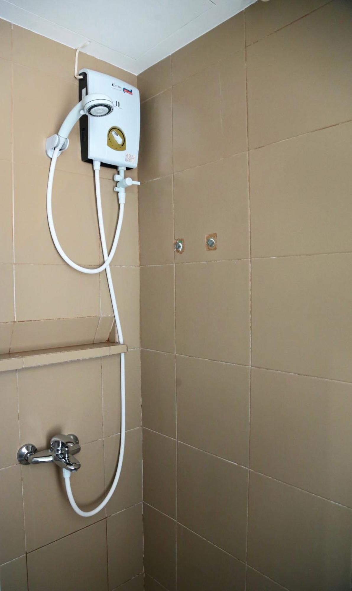 Travelbee Fuente Inn Cebu Exteriör bild